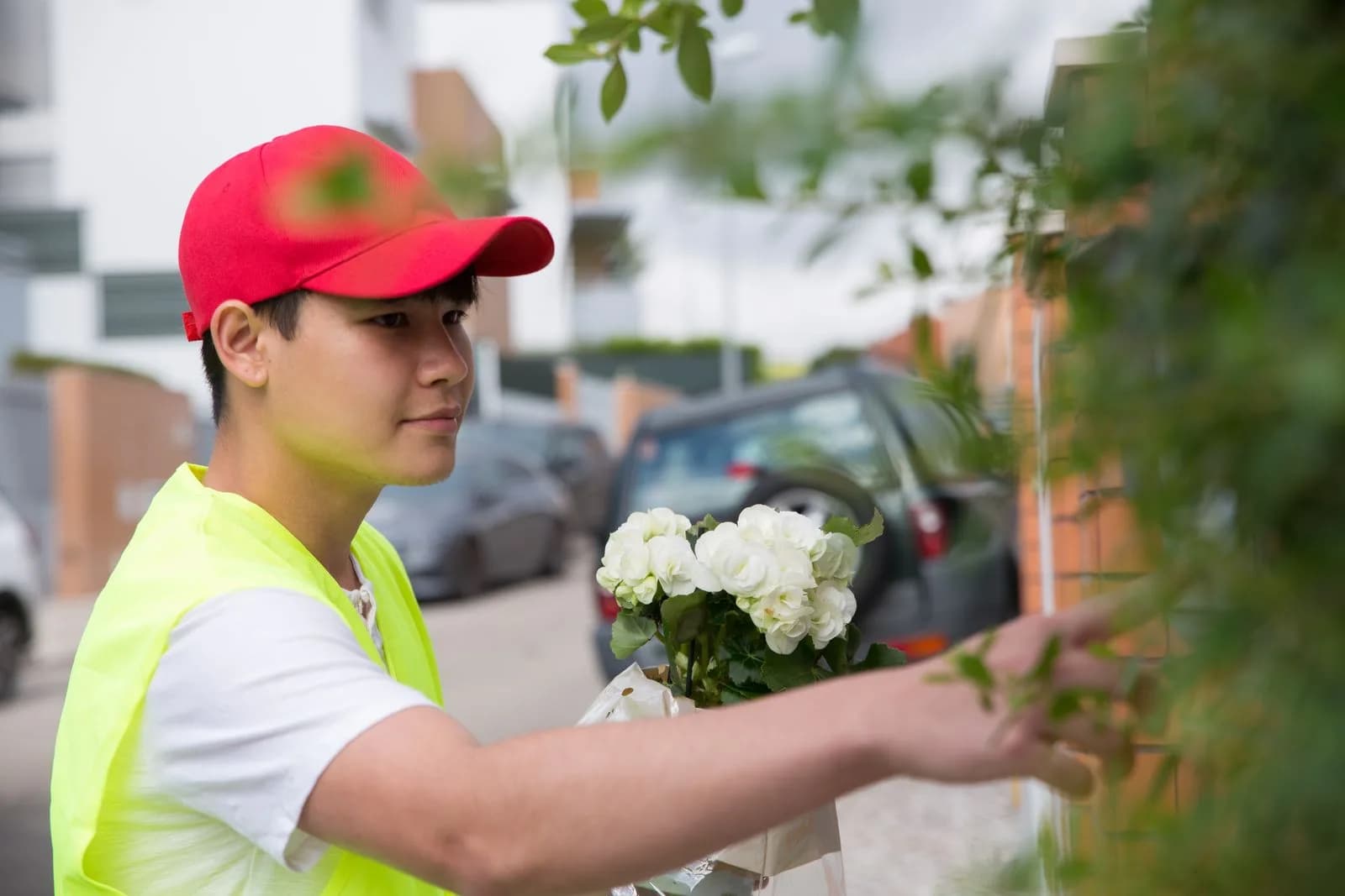 Florist delivering bouquet — Florists & Flower Shops marketing by TML Agency